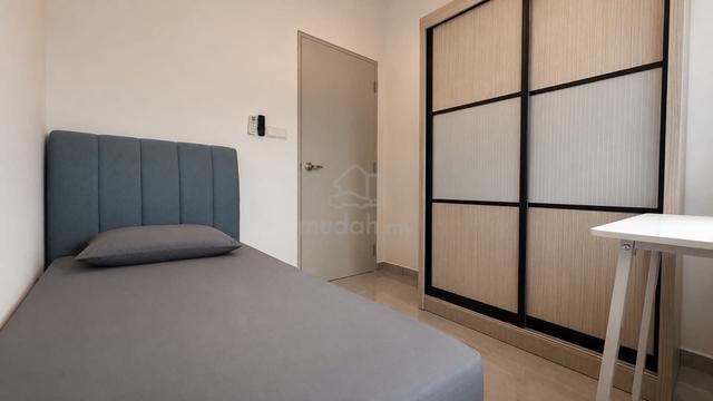 New Premium Female Private Single room c/w Single Size Bed 1