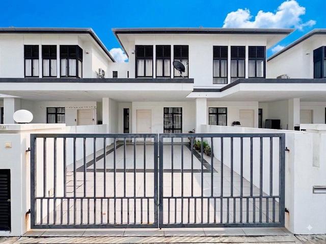 CHEAPEST Double Storey Terrace House, Graham Garden Eco Grandeur 1