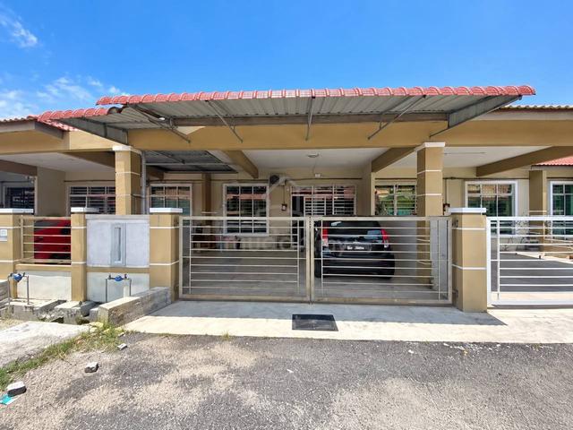 Freehold Teres Setingkat, Taman Seri Mangga, Pokok Mangga, Melaka 1