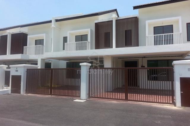 [MURAH] 2 Sty 22X70sf House, Azalea, Kundang Jaya, Rawang, Scientex 1