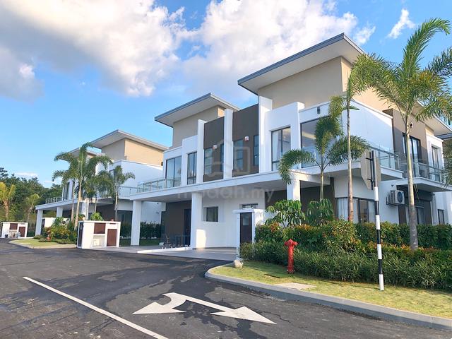 Diamond City Semi-D 38x70 Ecohill Eco Majestic Full Loan Semenyih 1