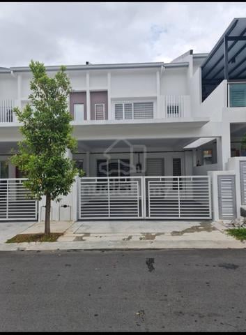 Double Storey RM1200 | Partly Furnished | Open Facing Shoplot🏡 1