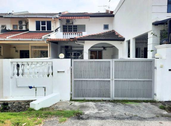 WORTH BUYING! REFURBISHED FREEHOLD UNIT Taman Jasmin Kajang Selangor 1