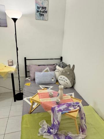 Fully Furnished Kuala Lumpur Salak Selatan LRT Room For Rent 1