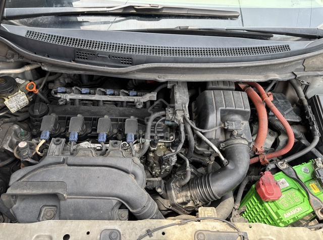 2013 Honda CIVIC 1.5 (HYBRID) (A) - 4