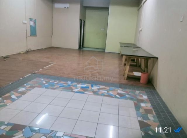 Ground Floor Shop lot in Ipoh Garden East 2