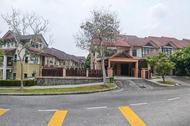 CORNER LOT 2.5 Storey Terrace Precint 16, Putrajaya 1