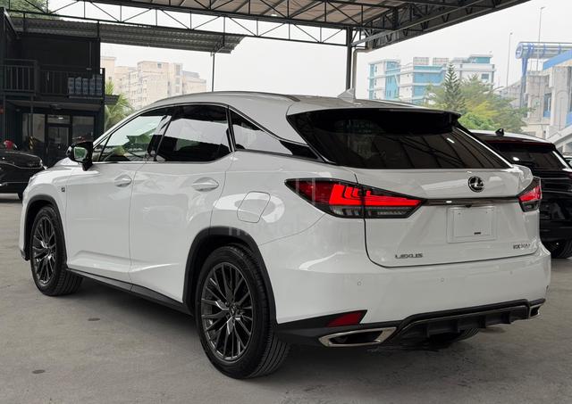 2022 Lexus RX300 2.0 F SPORT-Mark Levinson+Panroof - 4