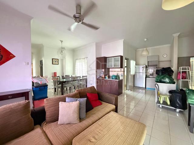 Bayu Puteri Apartment 1