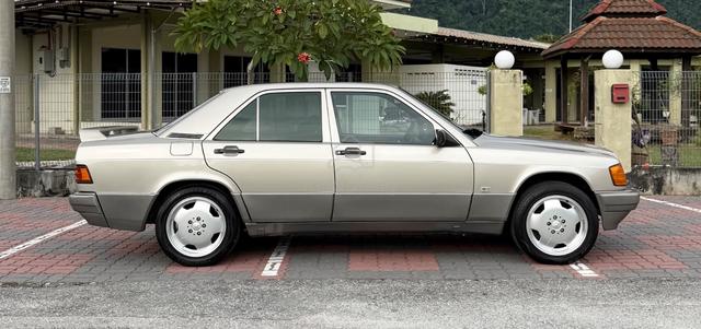 MINTIEST 98% ORI INTERIOR Mercedes Benz W201 190E - 4