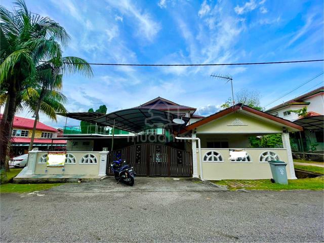Double Storey SEMI DETACHED CORNER LOT, Taman Tasik Jaya, Seremban 1