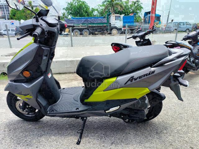 suzuki an 125 scooter