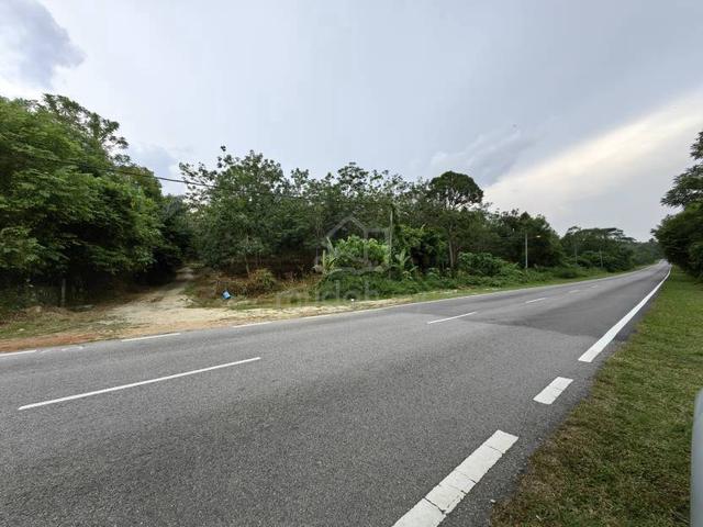 6.3 Acres Freehold Land Mainroad Kemuning Machap Alor Gajah 1