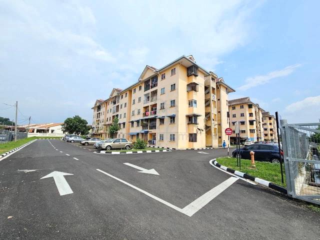 Kulim Square Flat 1
