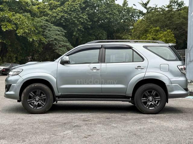 2013 Toyota FORTUNER 2.5 G KUN50R (A) - 3