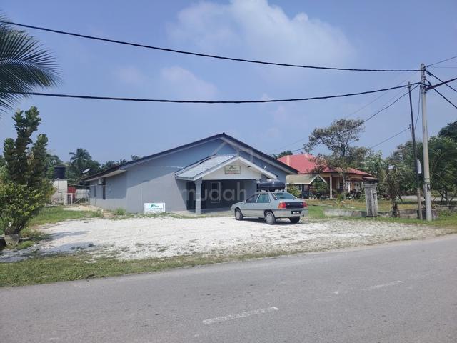 Banglo House FOR SALE - Kampung Bukit Kapar 1