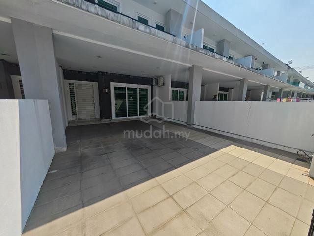 SERI BOTANI / 2 Storey Terrace / FREEHOLD / Gated & Guarded / 20x80 1