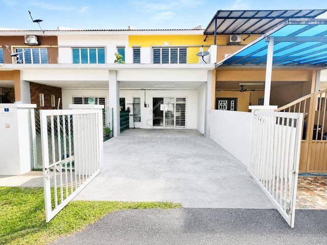 (PALING MURAH) FREEHOLD 2 Storey Terrace Semenyih Parkland, Semenyih 1