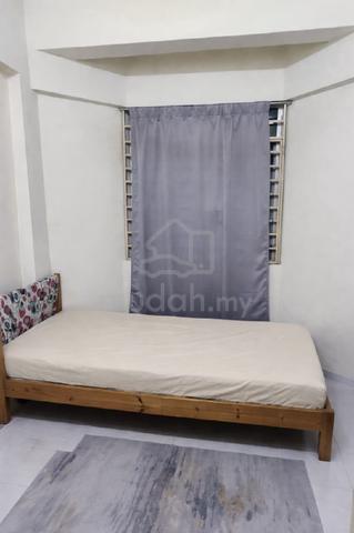 Bilik Medium utk Disewa - SRI IXORA APT, SEK 27, SA 1