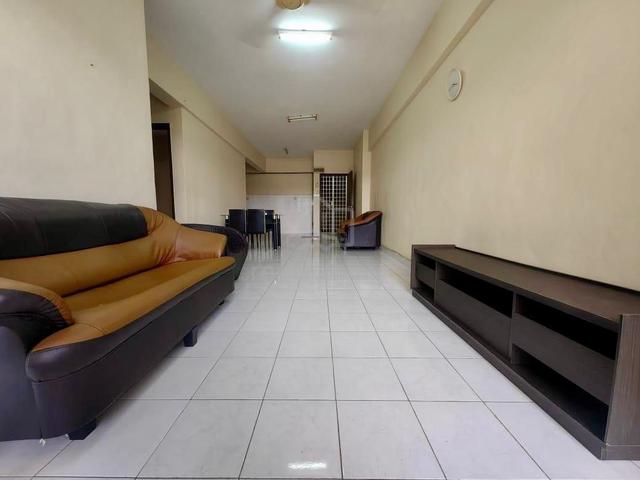 Persiaran Tanjung Apartment 1