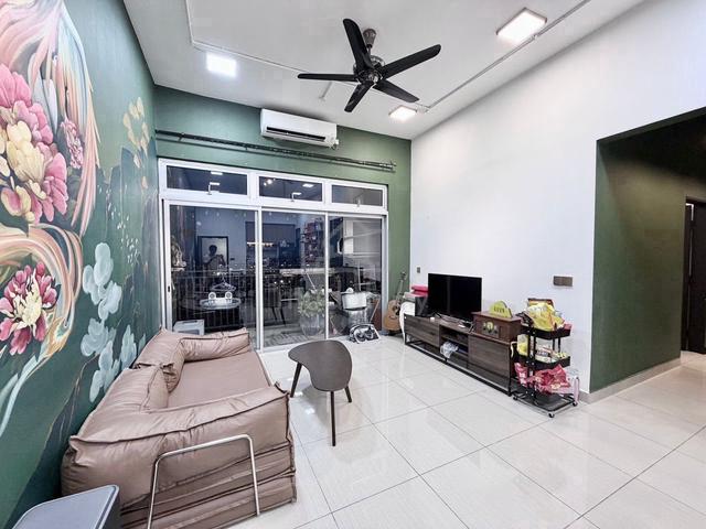 Centra Residences @ Nasa City 1