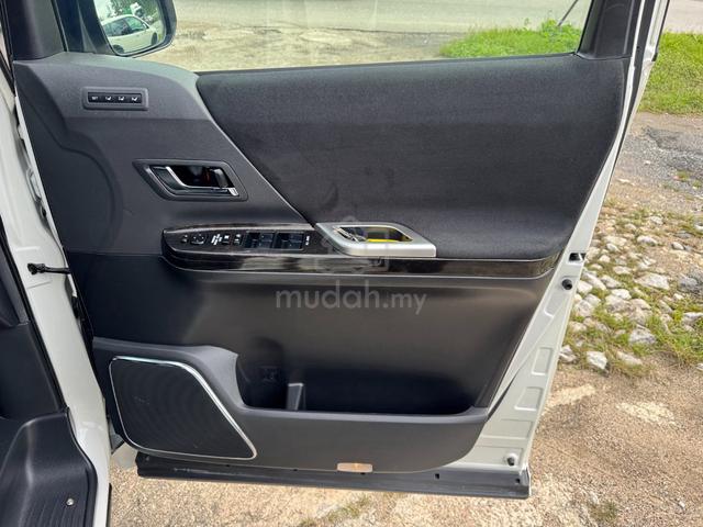 2012 Toyota VELLFIRE 2.4 ZG EDITION FACELIFT (A) - 2