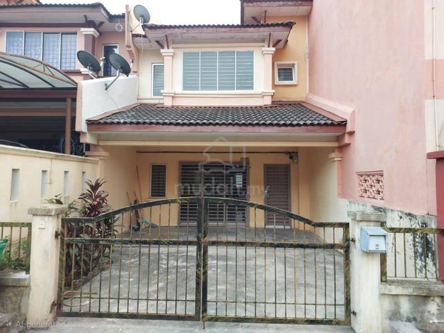 Double Storey Terrace Prima Saujana Kajang 1