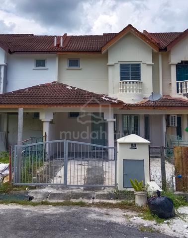 House available for Rent at Pulau Indah Klang. 1
