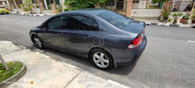 2010 Honda CIVIC 1.8 I-VTEC (A) - 4