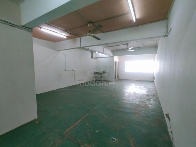 Hostel/ Office For Rent Taman Sri Muda Seksyen 25 Shah Alam 1