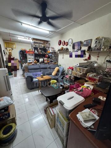 Taman Universiti _ Below Market Price _ Full Loan _ Good Location 1