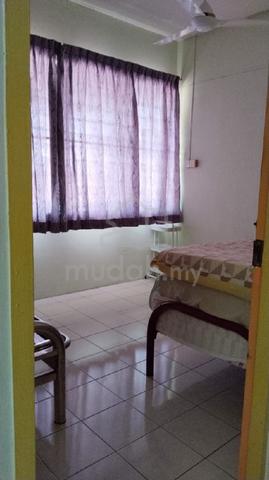 Room for Rent -Kota  Kinabalu Dah Yeh Villa, Lot 3 Lorong Kenawai 2 1