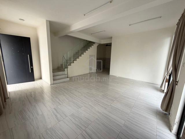 Jalan sinaran 2 seri alam megah ria cluster 1