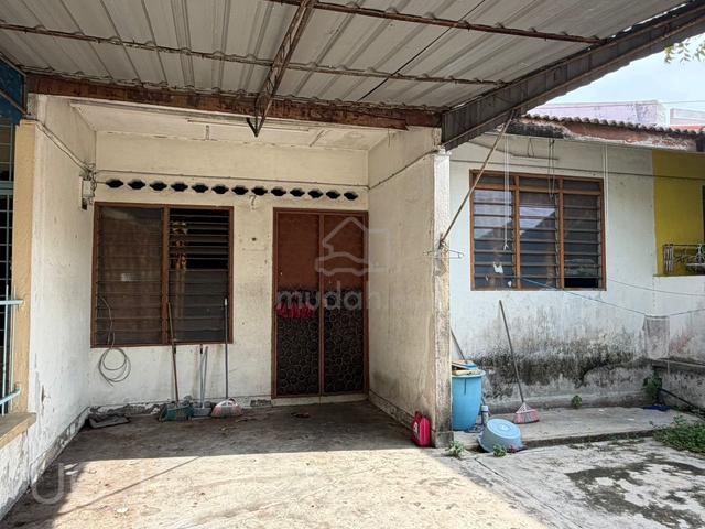 Single Storey, Persiaran Raja Muda Musa, Hin Hua High School, Klang 1
