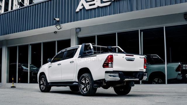Toyota HILUX 2.8 L-EDITION FLIFT 4WD A.PLAYER 2018 - 2