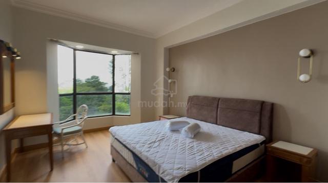 Everly Resort Hotel (Riviera Bay) 1