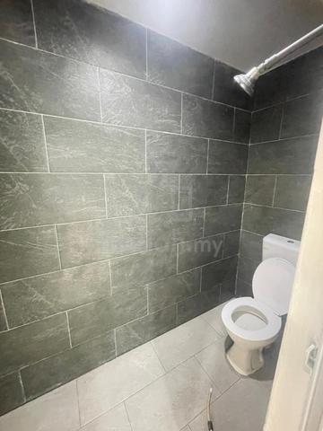 Taman Makmur Kulai,Double Storey,Low Cost,Fully Extended,Full Loan 4