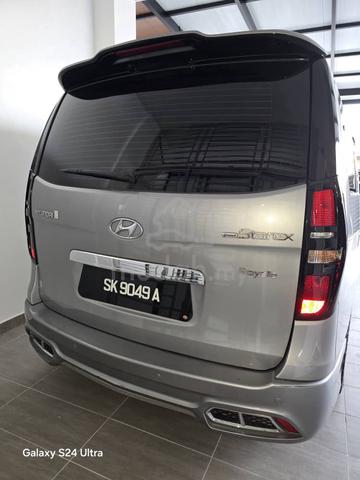 2016 Hyundai GRAND STAREX 2.5 ROYALE (A) - 3