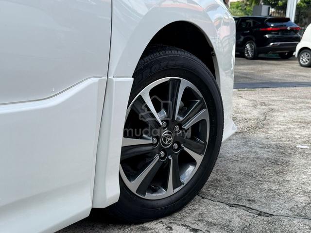 8 SEAT 2021 Toyota VOXY ZS KIRAMEKI 3 21k KM - 5