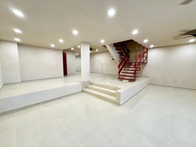 FACING OPEN MOVE IN COND. Double Storey Taman Ukay Heights Ampang Jaya 1