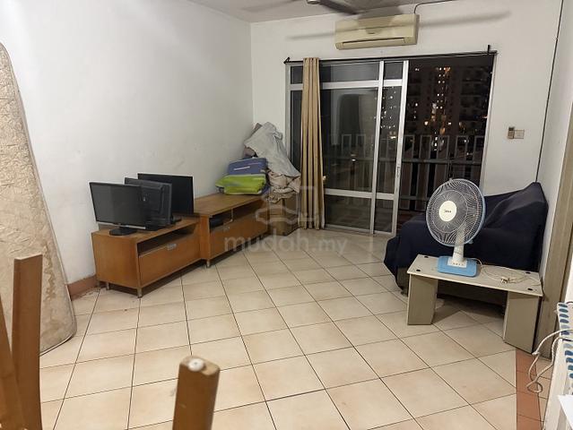 Perdana Exclusive Condo 1