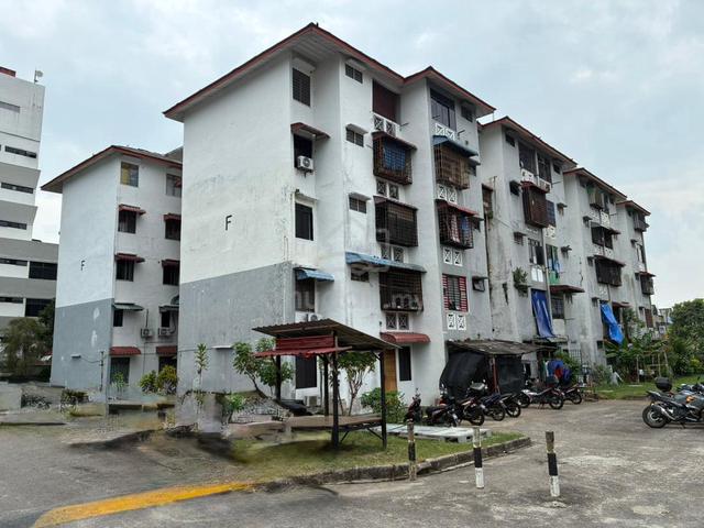 Flat Jalan Susur Barli 1