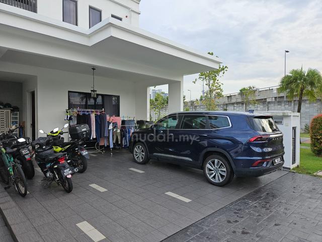 CORNER LOT Terrace House Setia Eco Glades, Jalan Tropika, Cyberjaya, 3