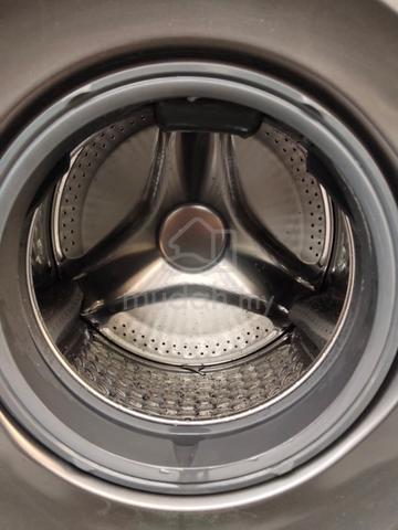 Carousel Image