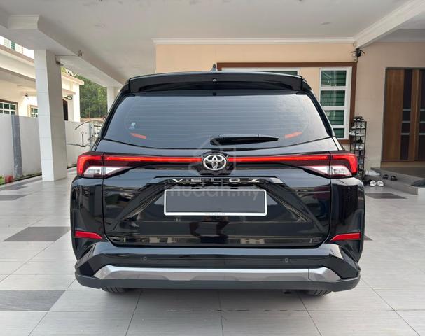 2025 Toyota VELOZ 1.5 MY22 (A) - 4