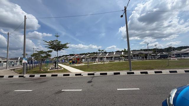 Sewa rumah baru Desa Aman open facing 1