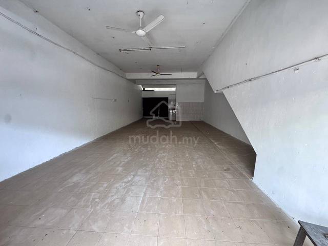 Shop For Rent / Taman Sri Putri / Skudai / 2 Storey Terrace Shoplot 1
