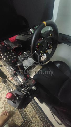 racing simulator gaming  - photo 2 of 5