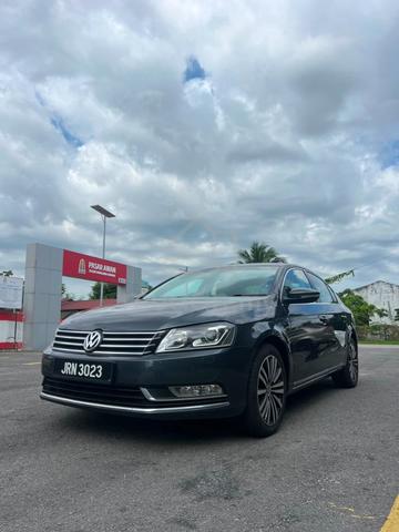 2015 Volkswagen PASSAT 1.8 TSI (CKD) ENHANCED (A) - 2