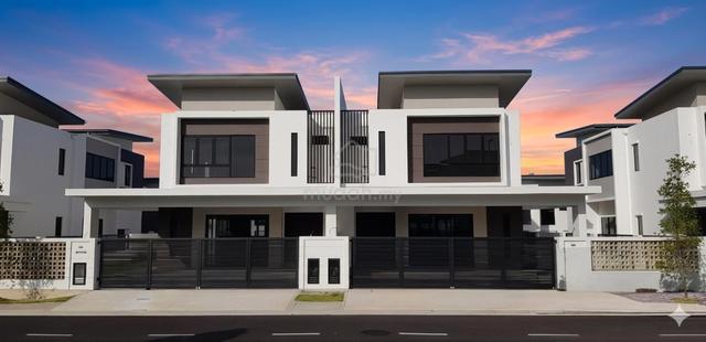 Premium Garden-facing Double-storey Semi-D House for Sale 1